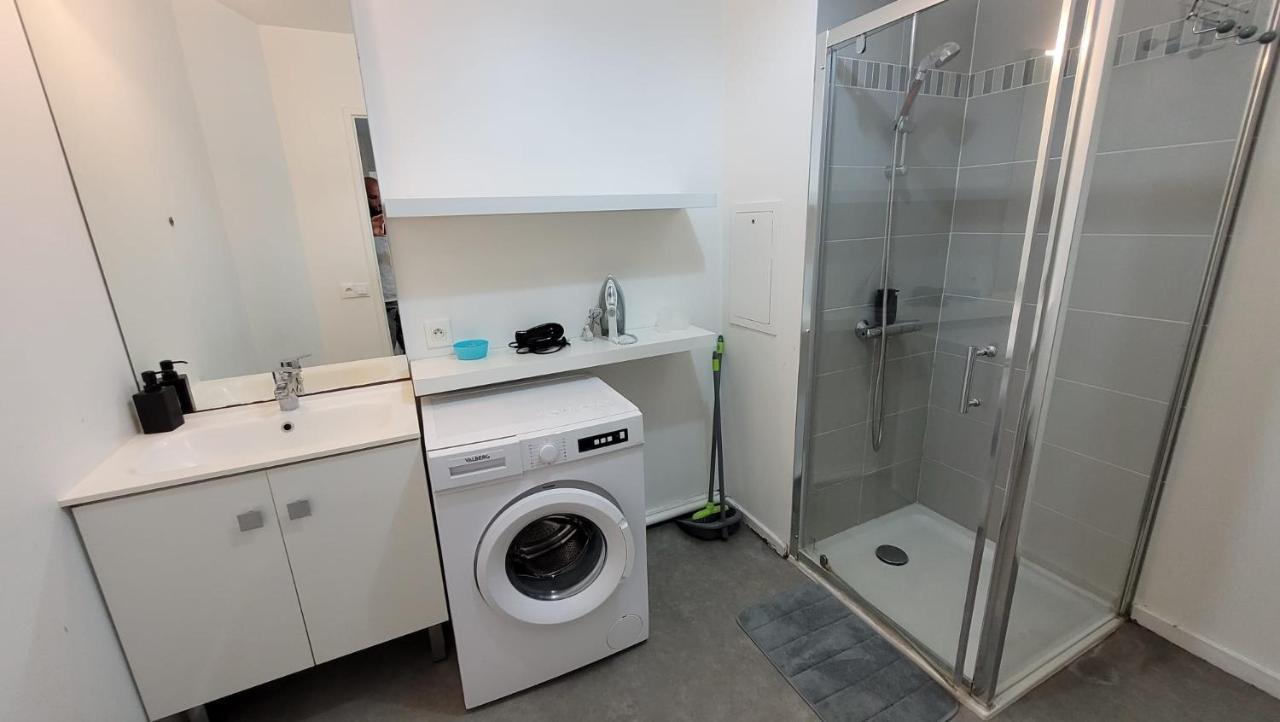 Flat For 6 Persons 10 Minutes From Cdg Airport Lejlighed Le Blanc-Mesnil Eksteriør billede